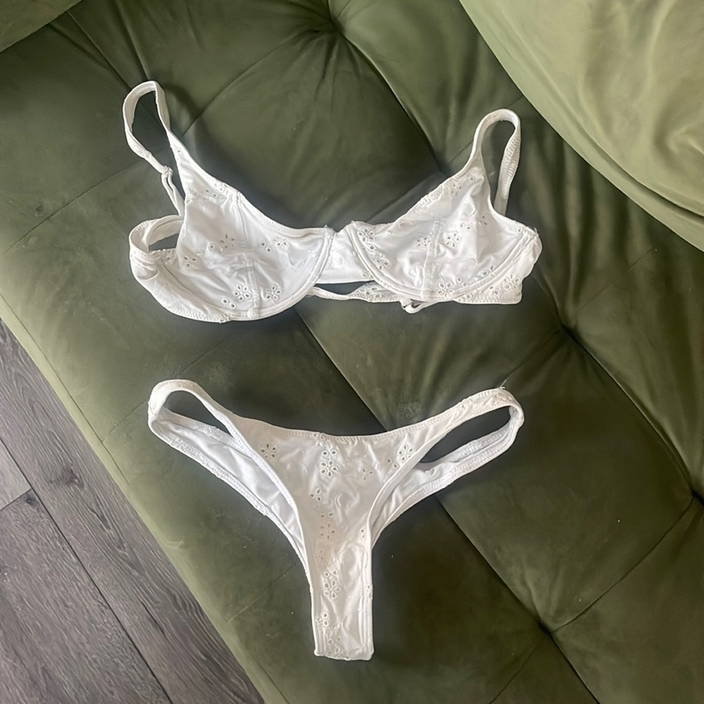 Frankie’a eyelet bikini